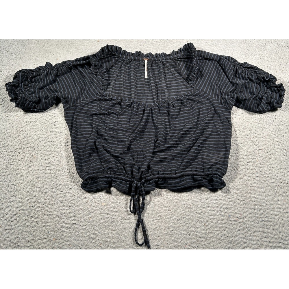 Free People Dorothy Top Womens Medium Black‎ Stripe Ruffled Cropped Puff Sleeve